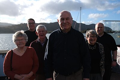 the 6 candidates for Fflint Wrecsam with Tim Sly in front